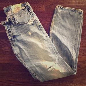 Men’s Distressed Hollister Jeans